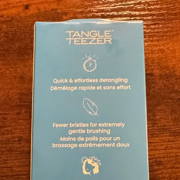 Tangle Teezer Detangling Hairbrush Extra Gentle in Turquoise - Picture 2 of 13